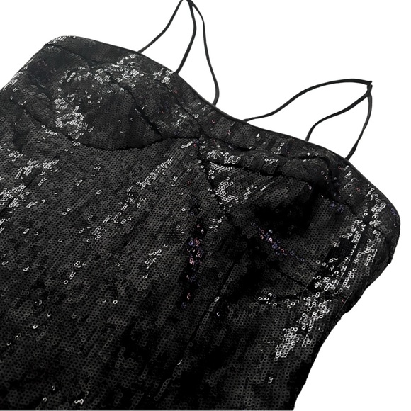 Black Sequin Tank Top - Picture 4 of 4